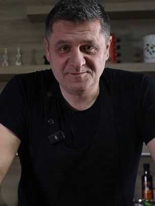 Gove�i odrezak u de Buyer tavi by David Skoko